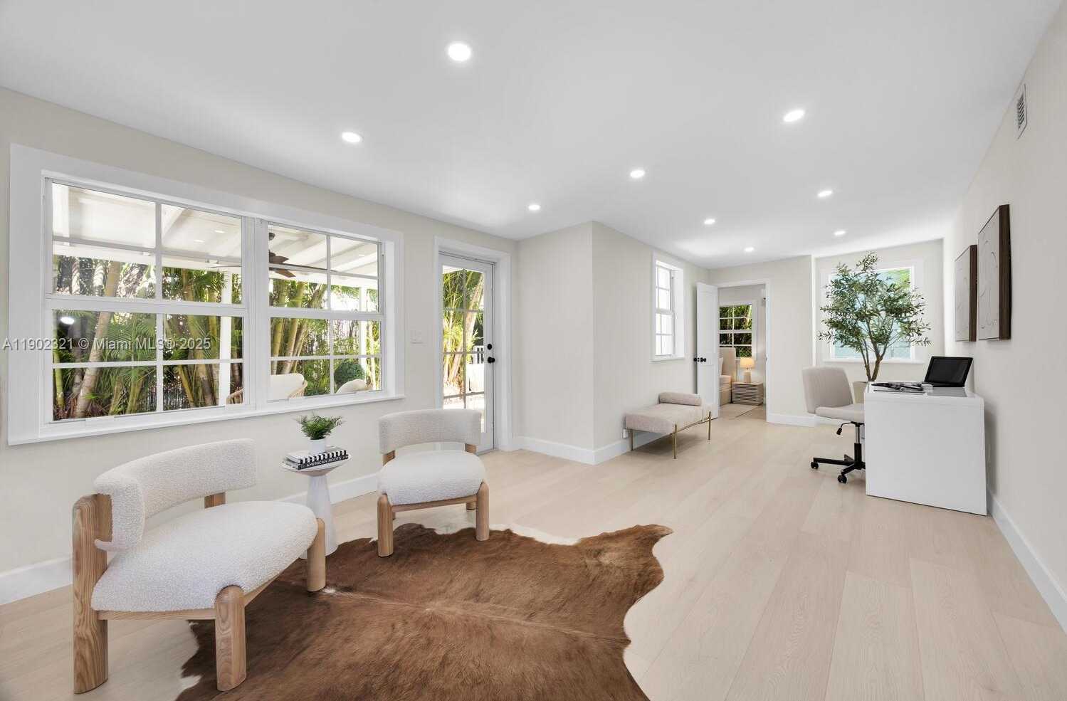 Imagen de Pequeño Objeto