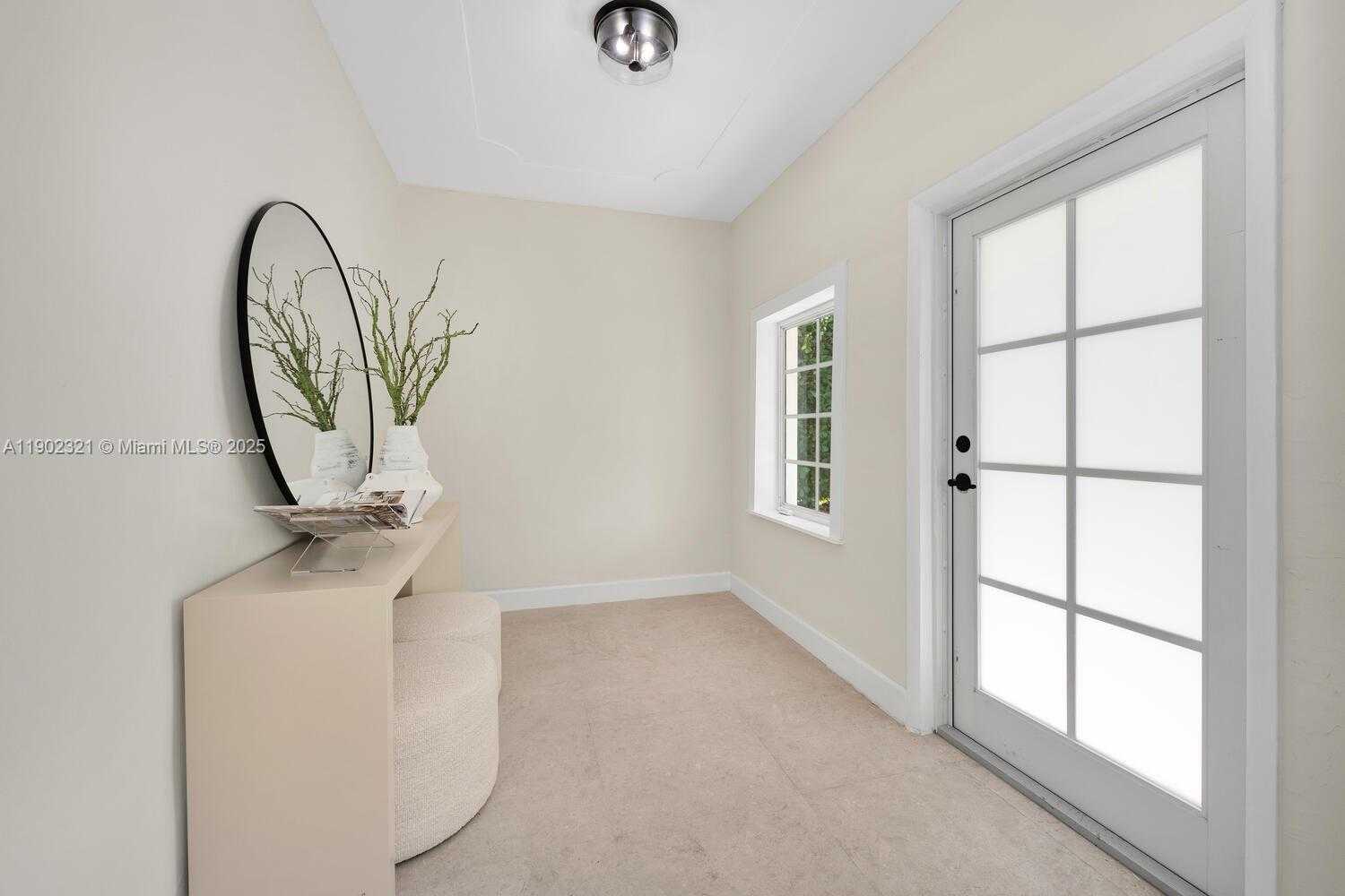 Imagen de Pequeño Objeto