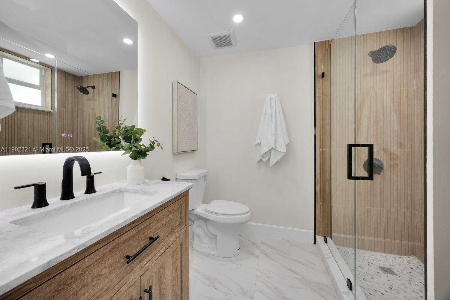 Imagen de Pequeño Objeto