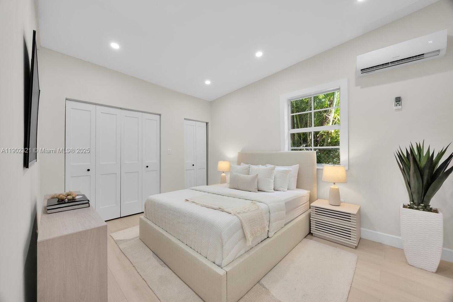 Imagen de Pequeño Objeto