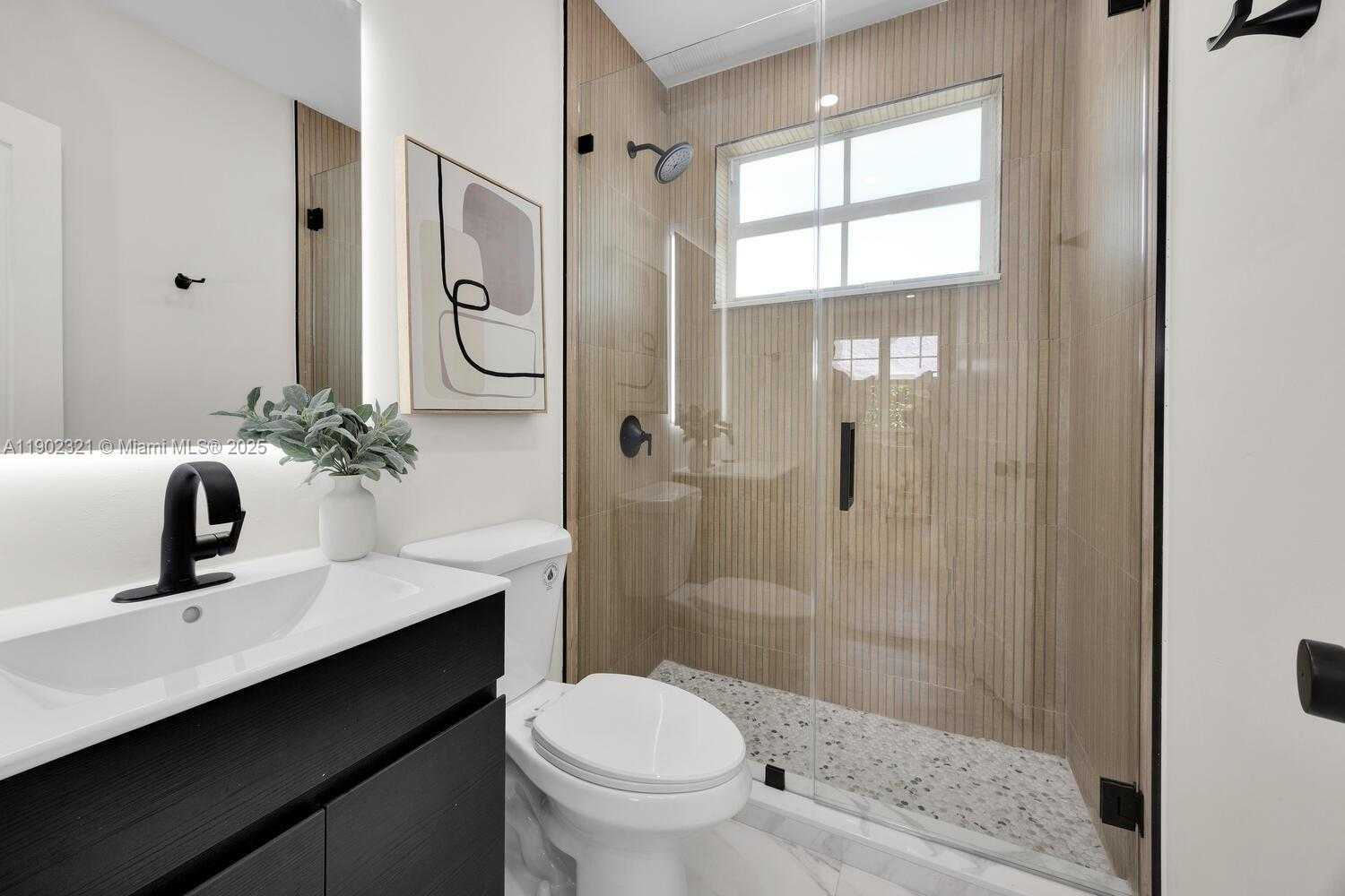 Imagen de Pequeño Objeto