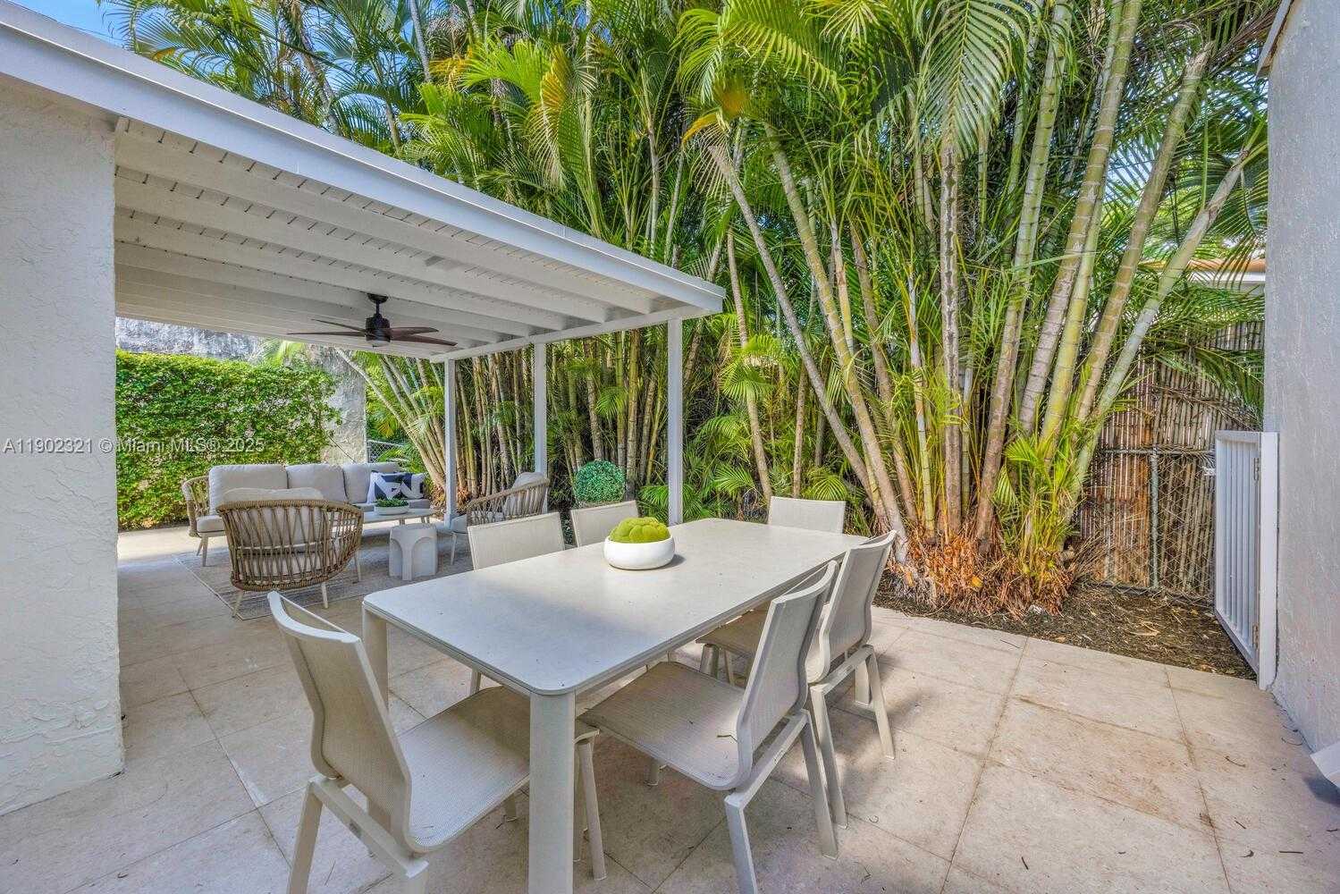 Imagen de Pequeño Objeto