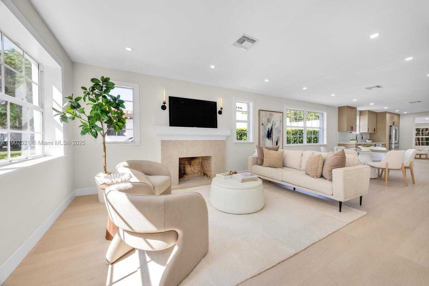 Imagen de Pequeño Objeto