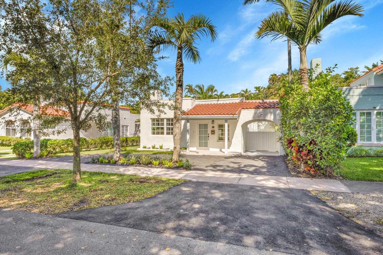 Imagen de Pequeño Objeto