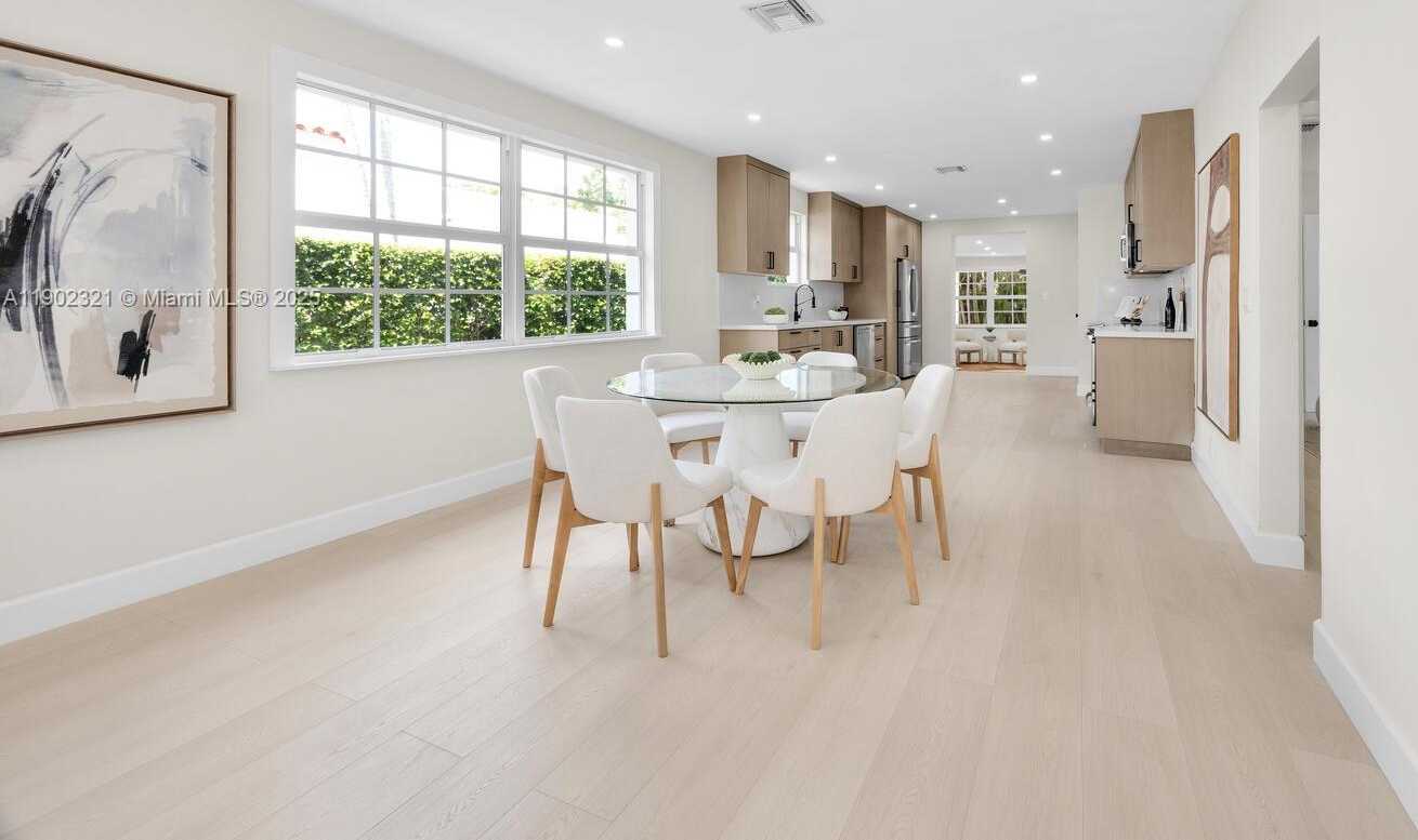 Imagen de Pequeño Objeto