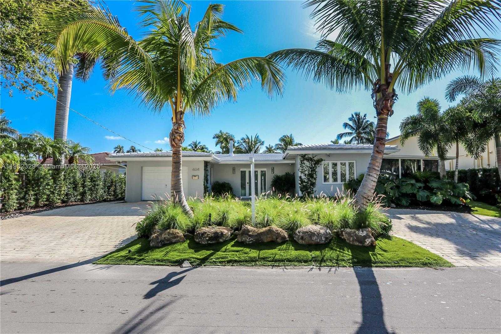 Small Image of 404 COCONUT ISLE DR, Fort Lauderdale Number 2