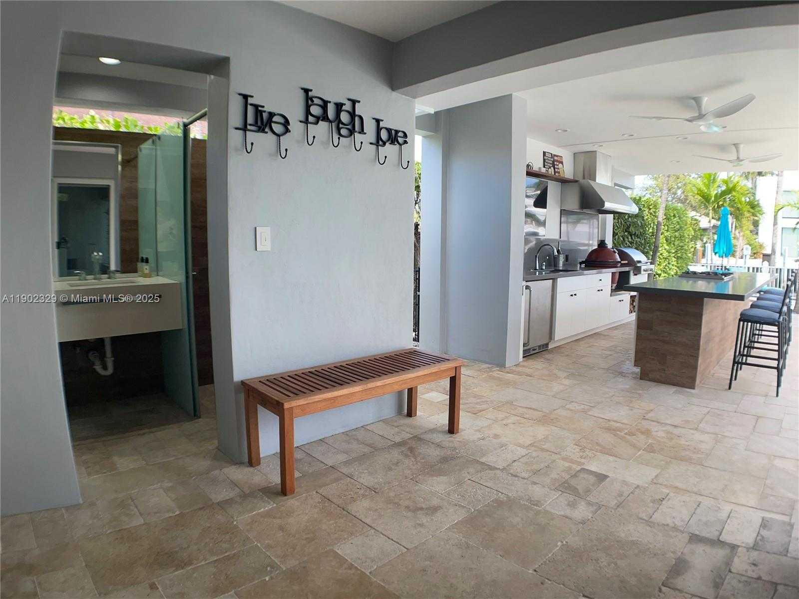 Small Image of 404 COCONUT ISLE DR, Fort Lauderdale Number 38