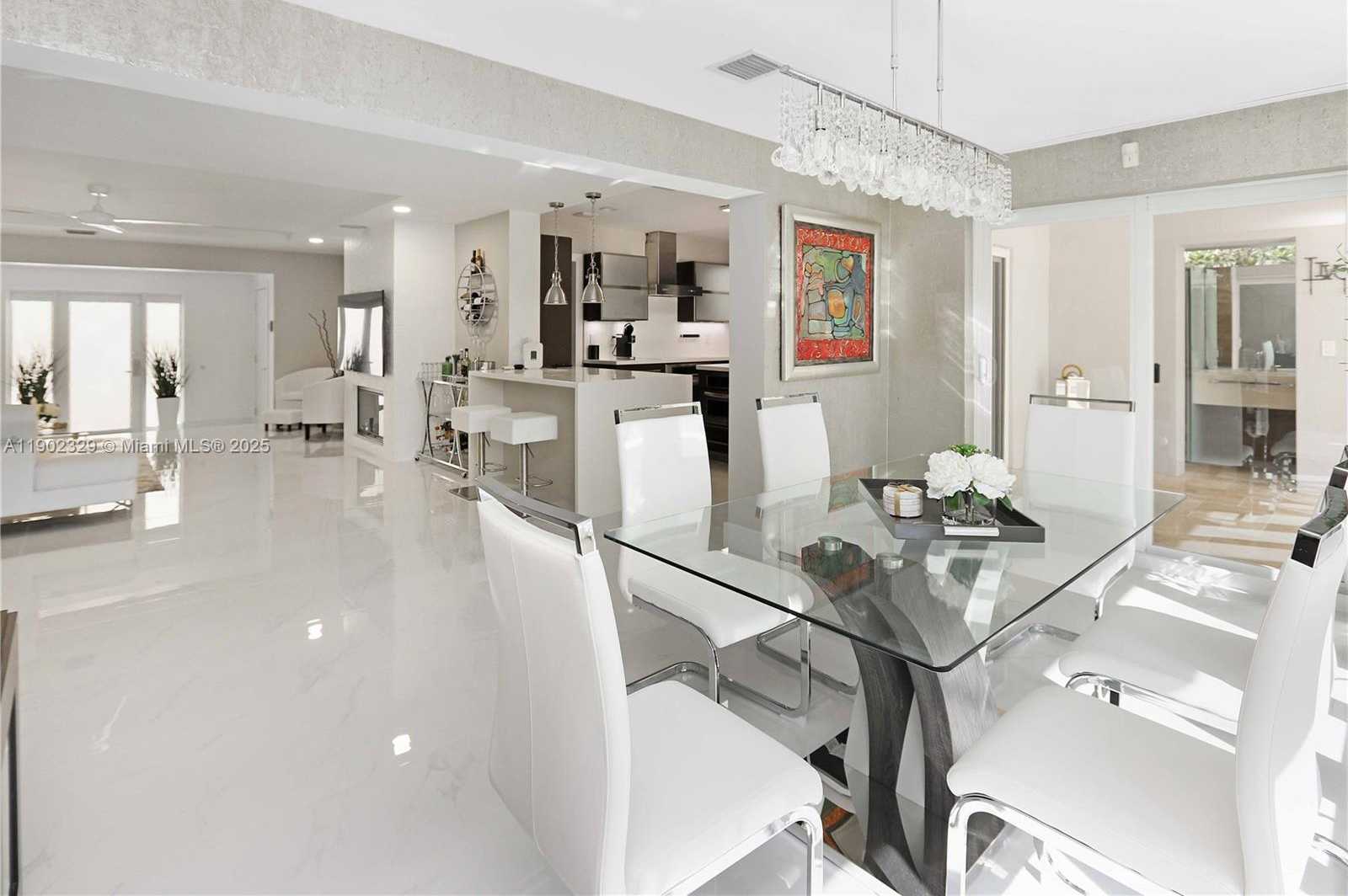 Small Image of 404 COCONUT ISLE DR, Fort Lauderdale Number 6