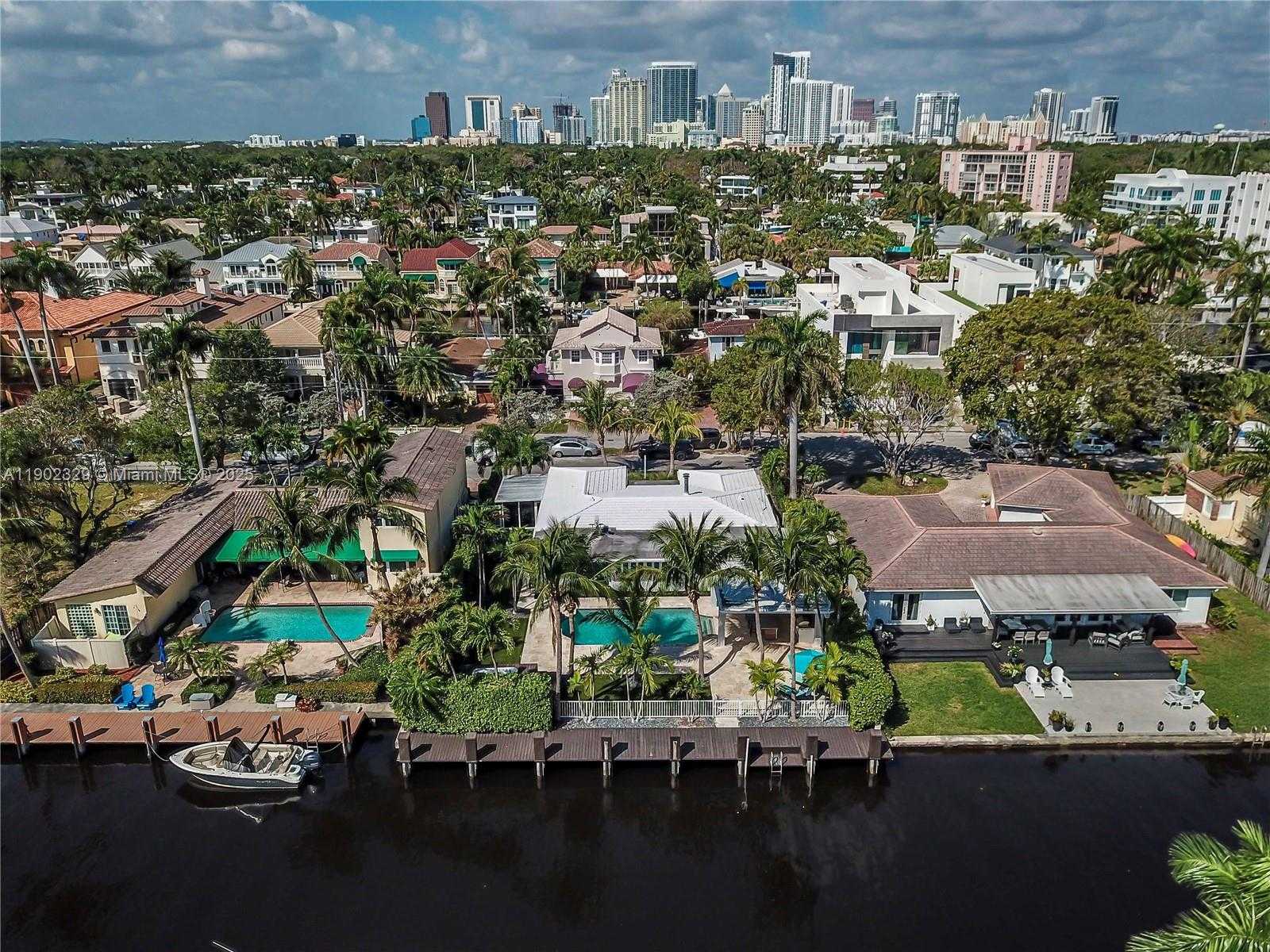 Small Image of 404 COCONUT ISLE DR, Fort Lauderdale Number 62