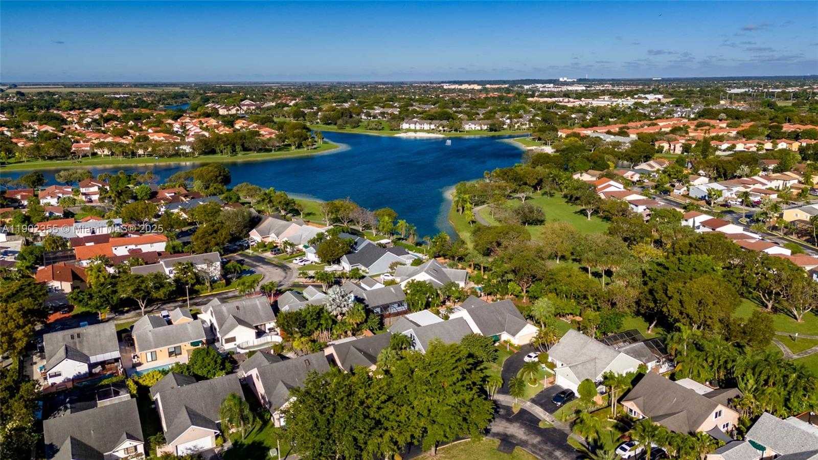 Small Image of 11035 SOUTH WEST 148TH PL, Miami Number 2