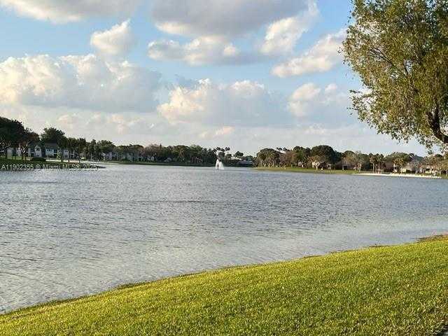 Small Image of 11035 SOUTH WEST 148TH PL, Miami Number 5