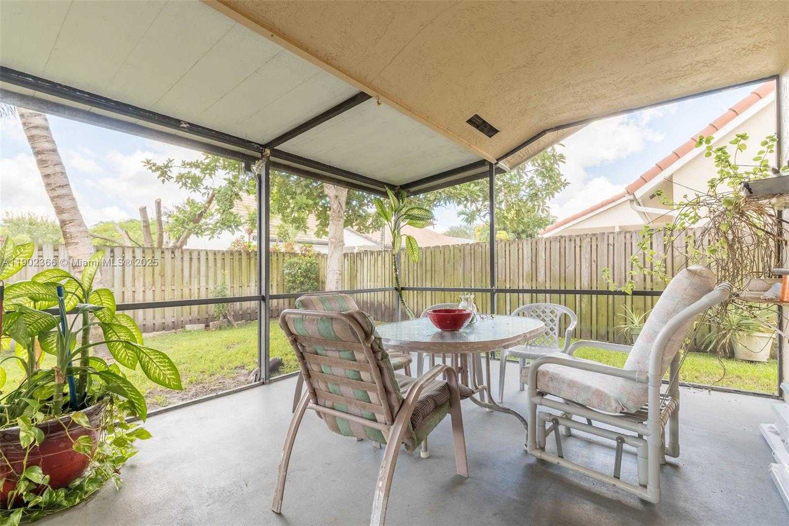 Small Image of 5641 THISTLEDOWN TER, Davie Number 24