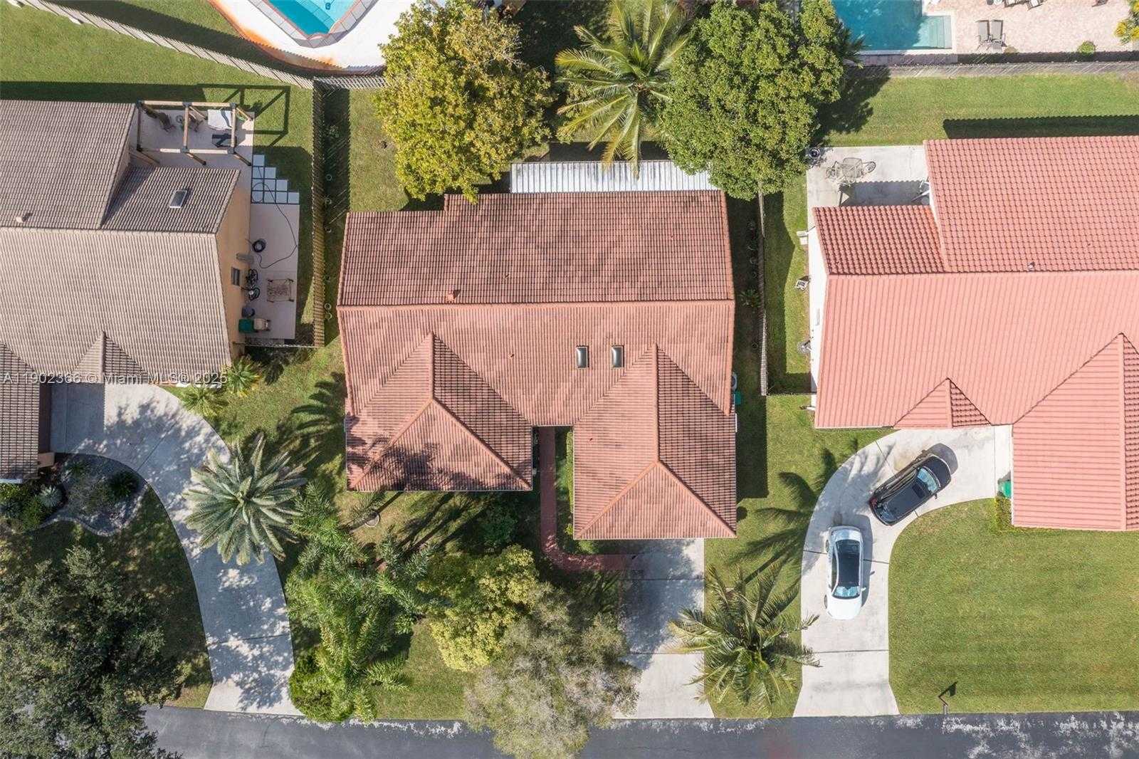 Small Image of 5641 THISTLEDOWN TER, Davie Number 4