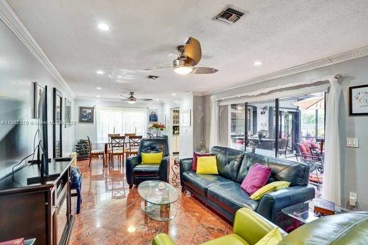 Small Image of 10026 NORTH WEST 52ND TER, Doral Number 1