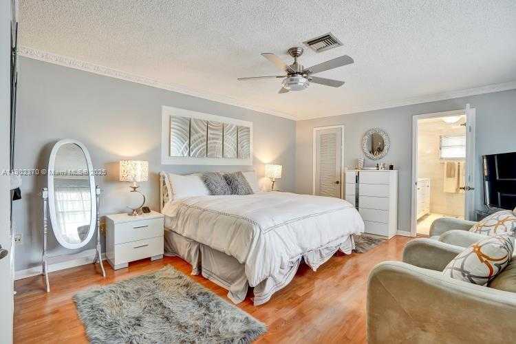 Small Image of 10026 NORTH WEST 52ND TER, Doral Number 16