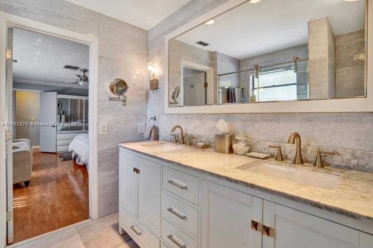 Small Image of 10026 NORTH WEST 52ND TER, Doral Number 25