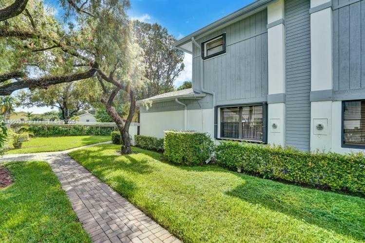 Small Image of 10026 NORTH WEST 52ND TER, Doral Number 46