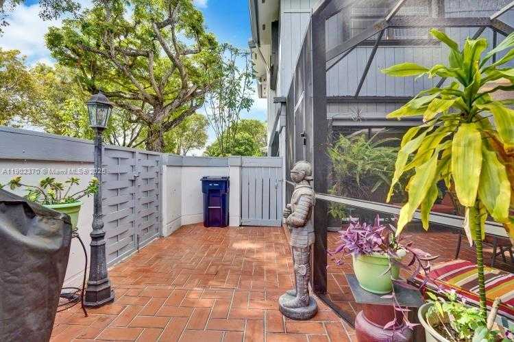 Small Image of 10026 NORTH WEST 52ND TER, Doral Number 51