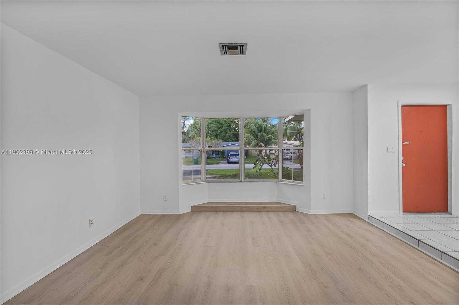 Small Image of 2020 NORTH WEST 47TH AVE, Lauderhill Number 10