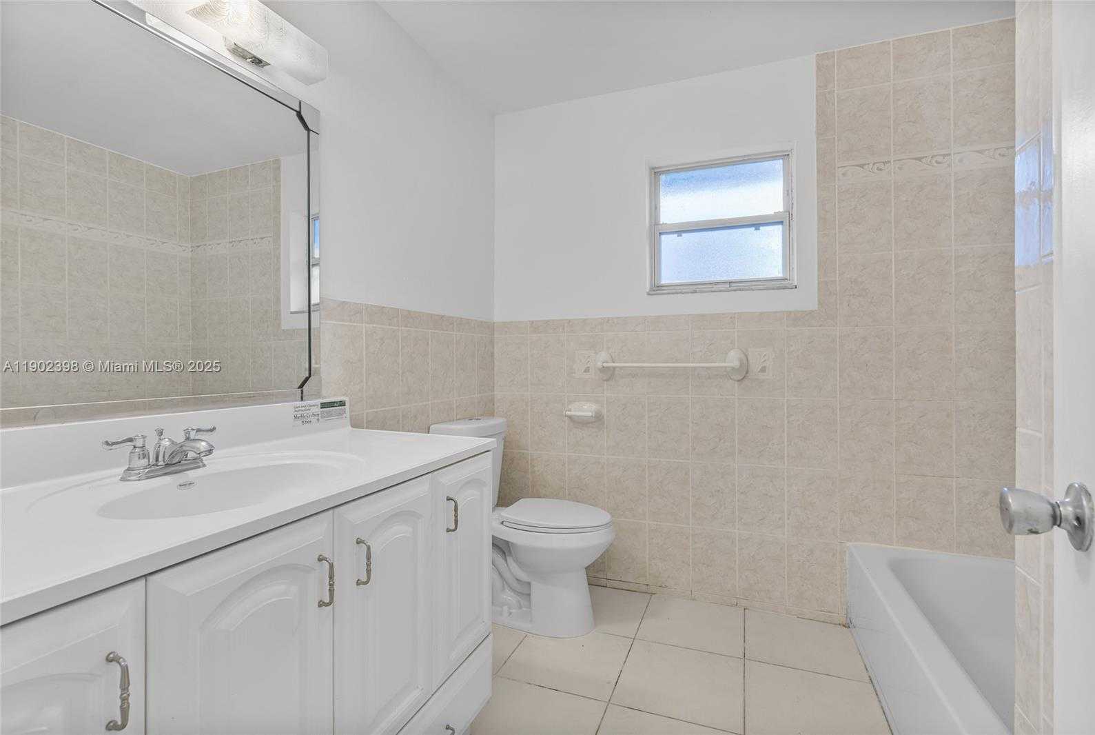 Small Image of 2020 NORTH WEST 47TH AVE, Lauderhill Number 28