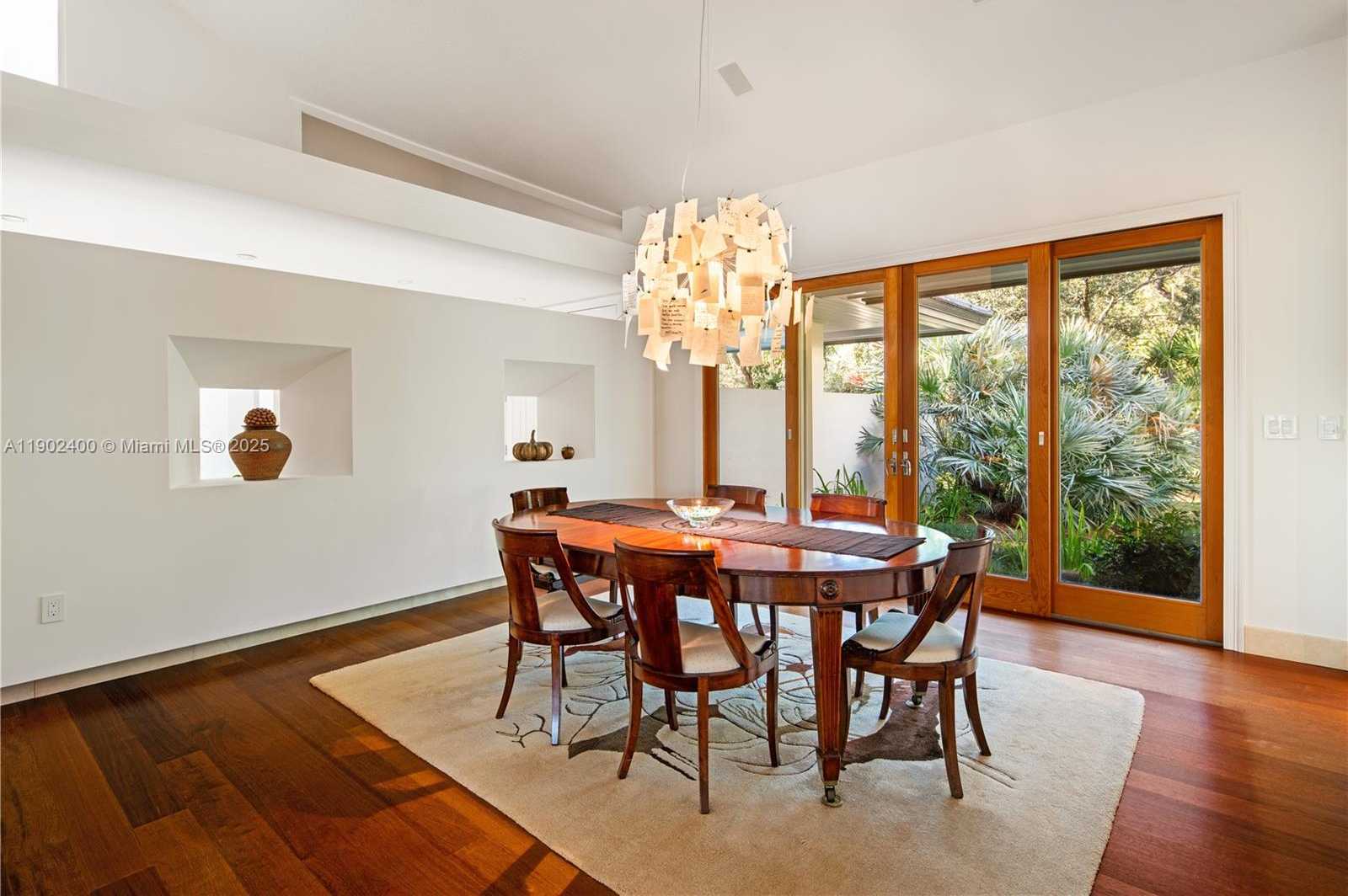 Imagen de Pequeño Objeto