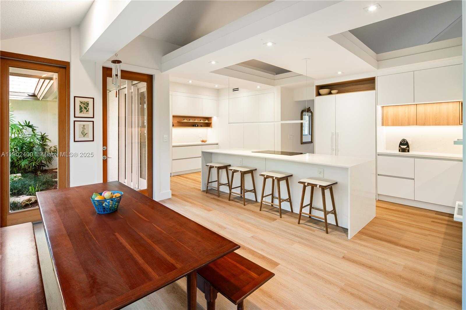 Imagen de Pequeño Objeto