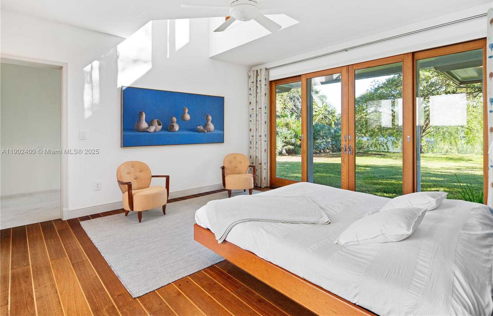 Imagen de Pequeño Objeto