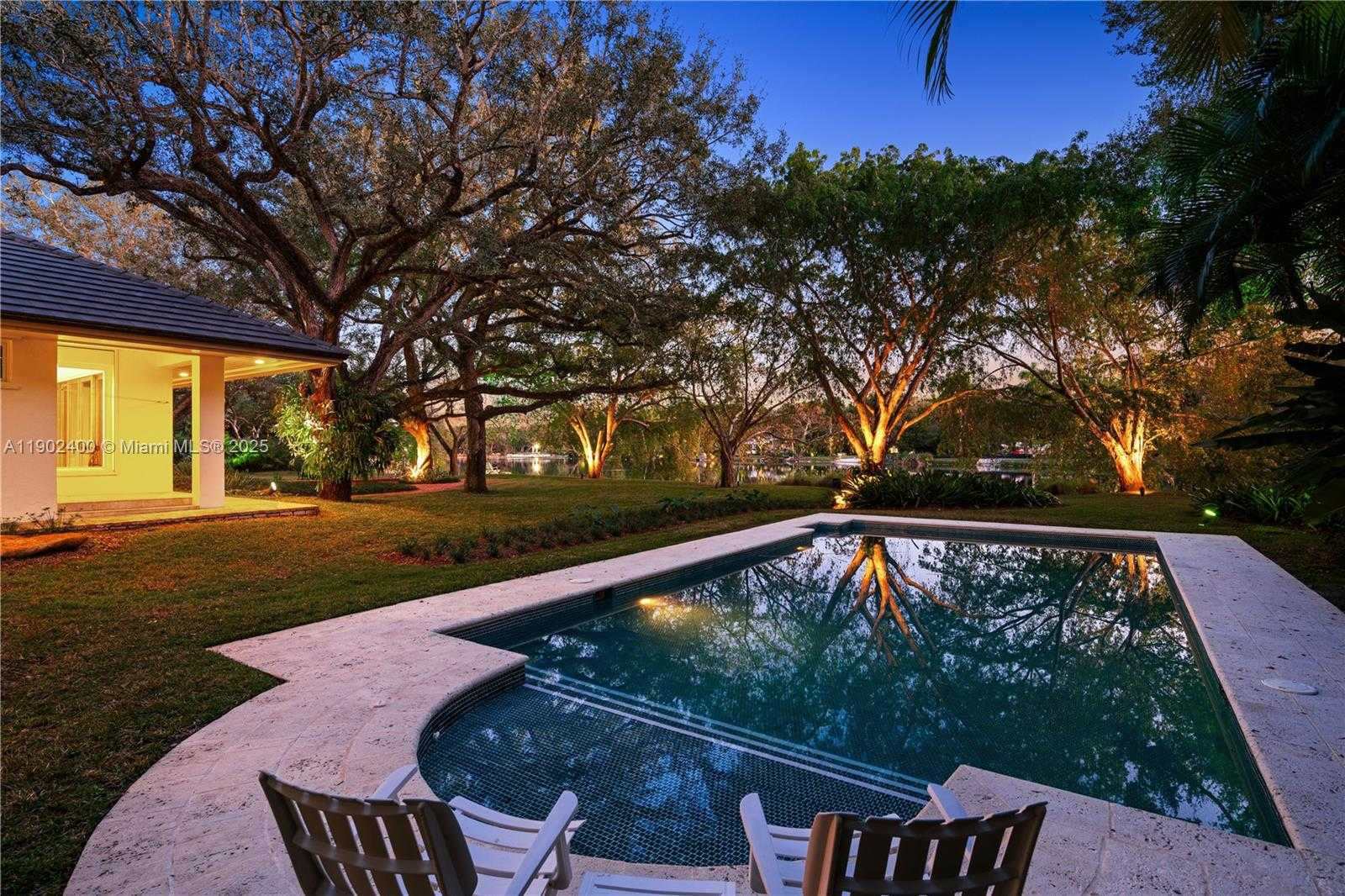 Imagen de Pequeño Objeto