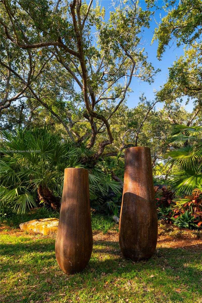 Imagen de Pequeño Objeto