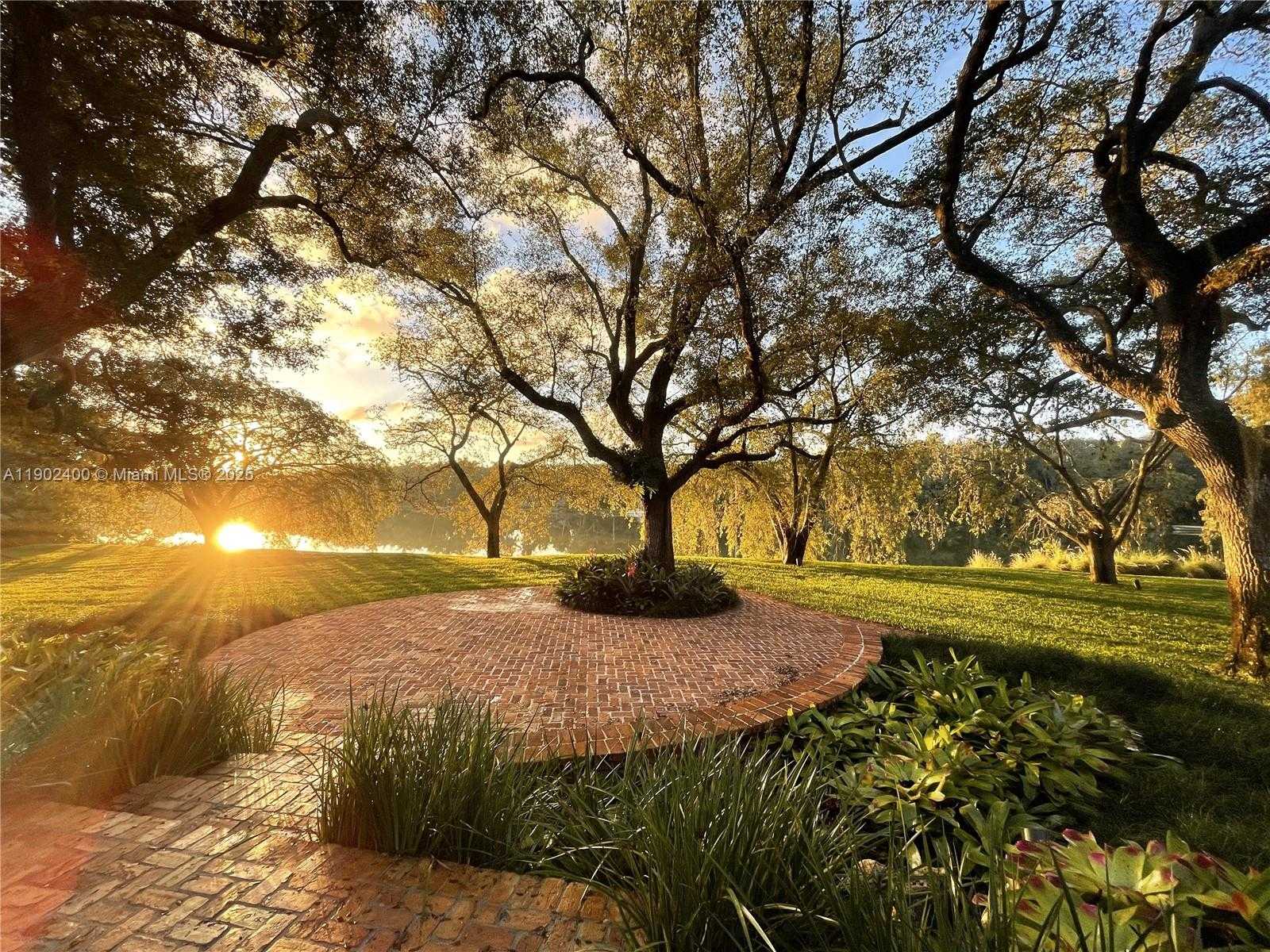 Imagen de Pequeño Objeto