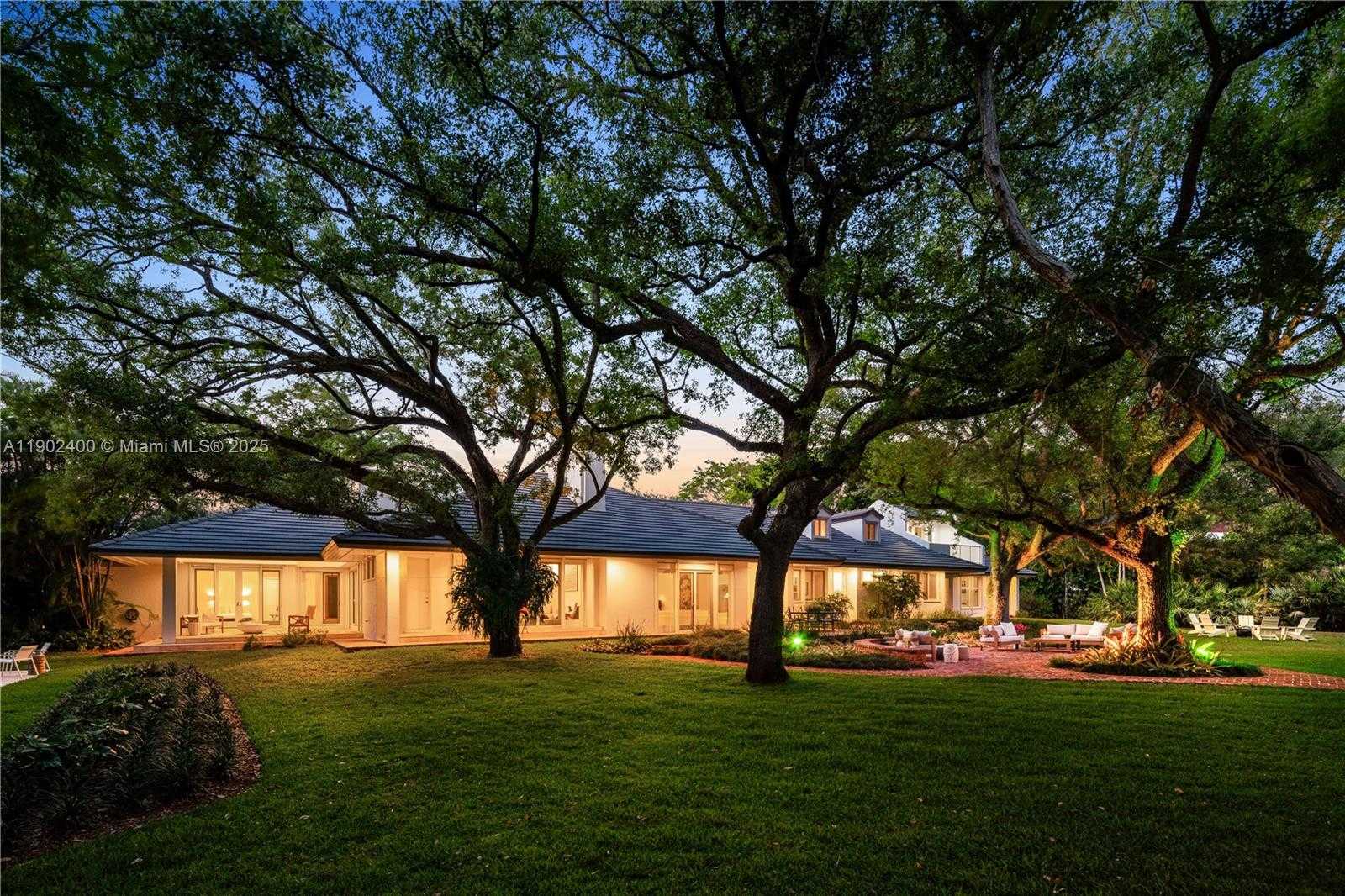 Imagen de Pequeño Objeto