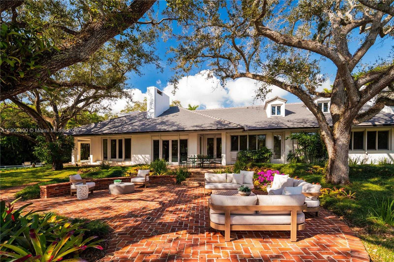 Imagen de Pequeño Objeto