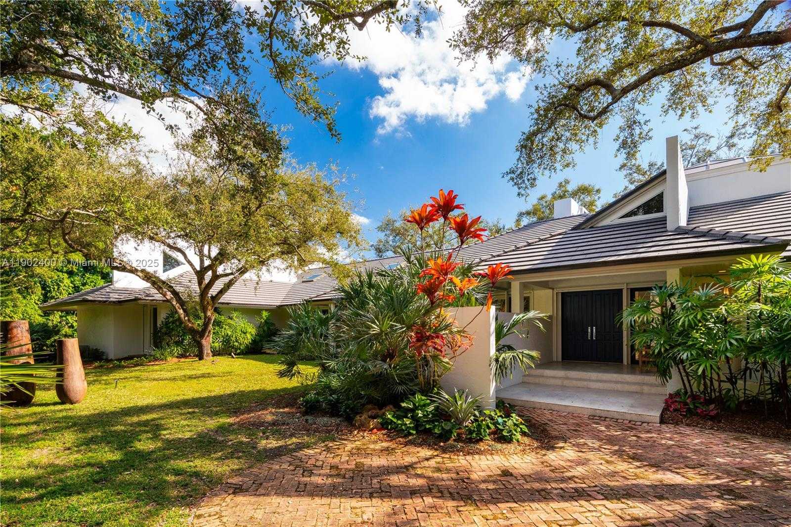 Imagen de Pequeño Objeto