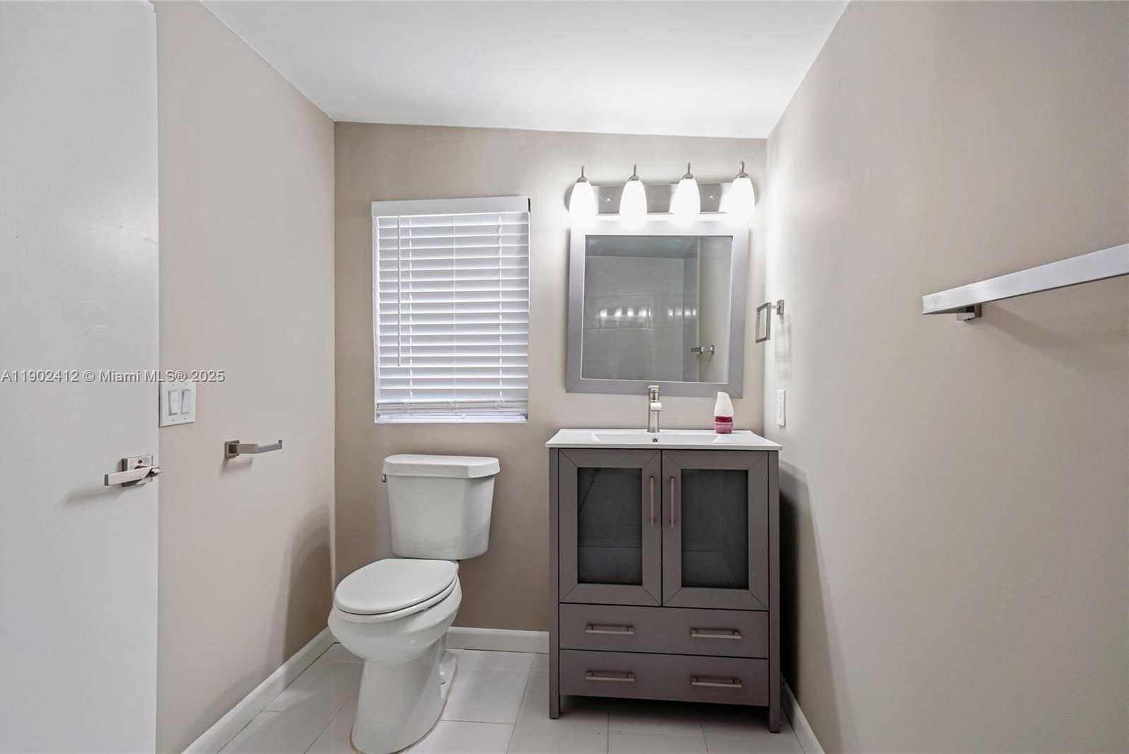 Small Image of 14520 SOUTH WEST 289TH ST, Homestead Number 14