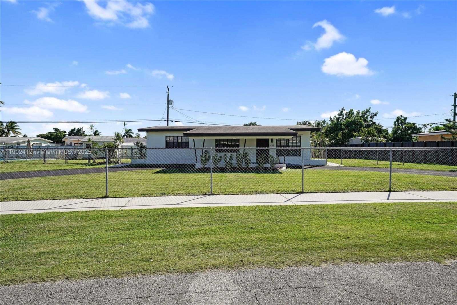 Small Image of 14520 SOUTH WEST 289TH ST, Homestead Number 23