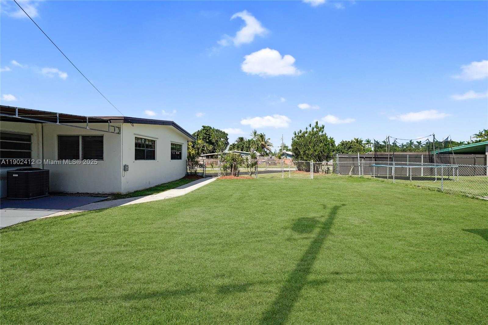 Small Image of 14520 SOUTH WEST 289TH ST, Homestead Number 25