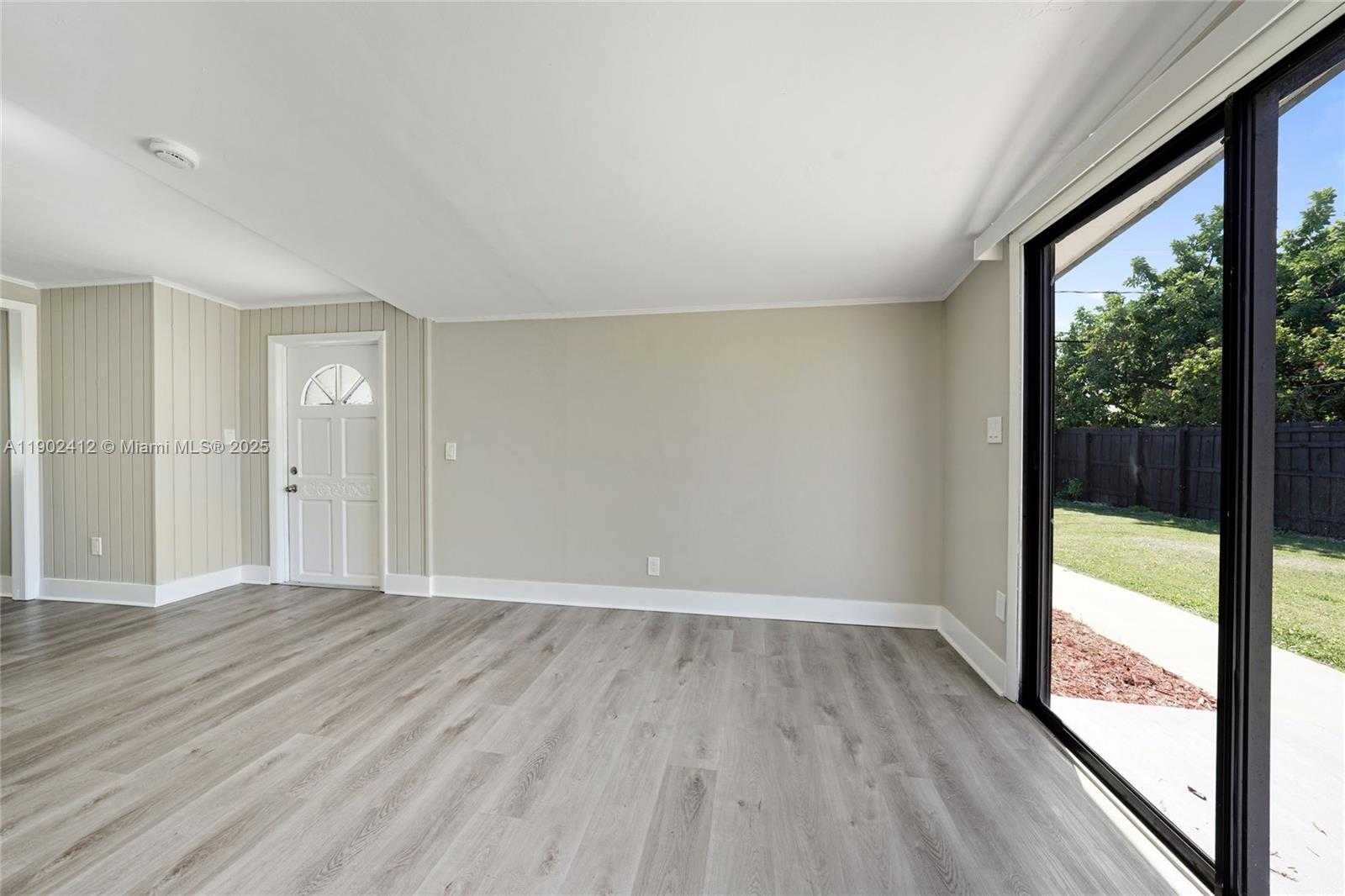 Small Image of 14520 SOUTH WEST 289TH ST, Homestead Number 6