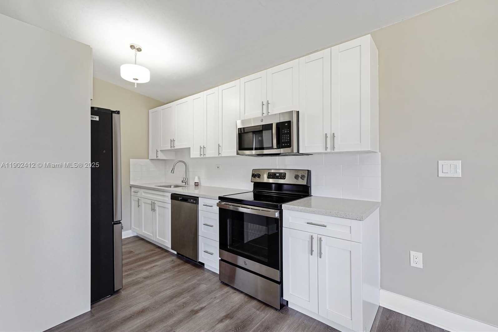 Small Image of 14520 SOUTH WEST 289TH ST, Homestead Number 8