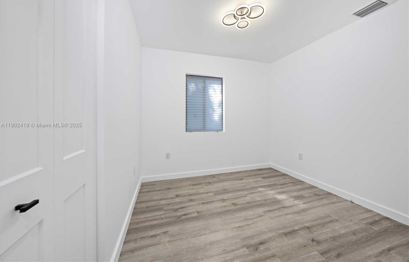 Small Image of 620 NORTH WEST 194TH ST, Miami Gardens Number 12