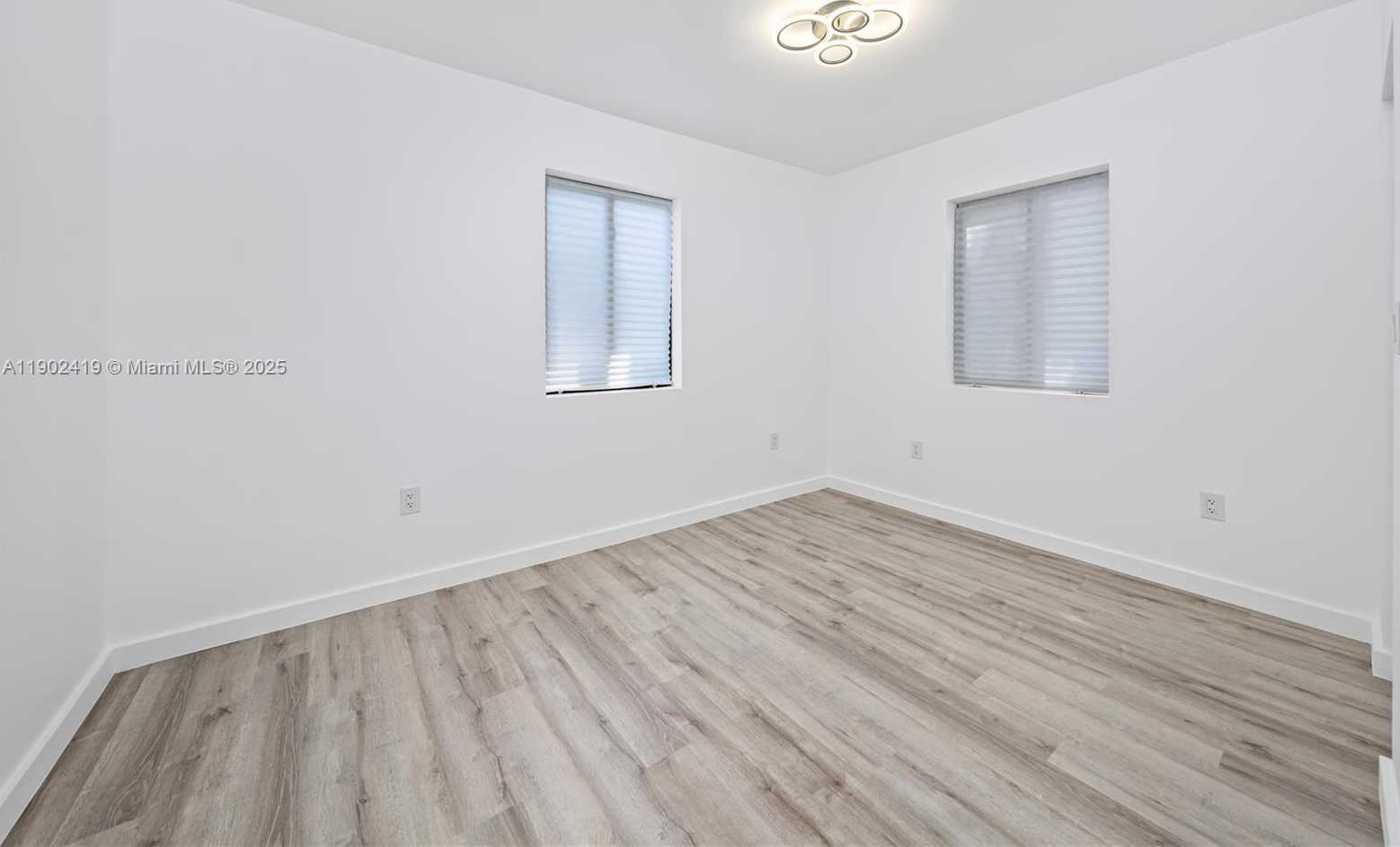 Small Image of 620 NORTH WEST 194TH ST, Miami Gardens Number 13