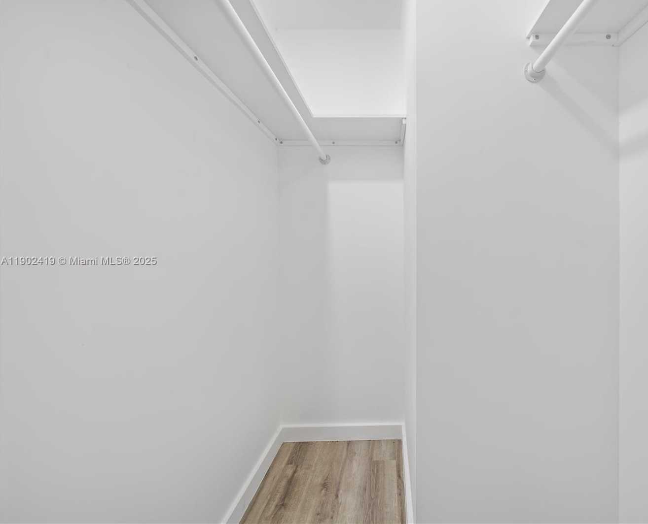 Small Image of 620 NORTH WEST 194TH ST, Miami Gardens Number 15