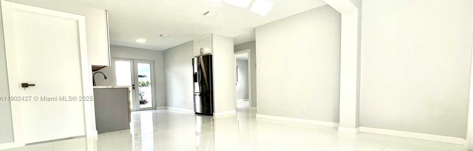 Small Image of 6417 FLETCHER ST, Hollywood Number 11