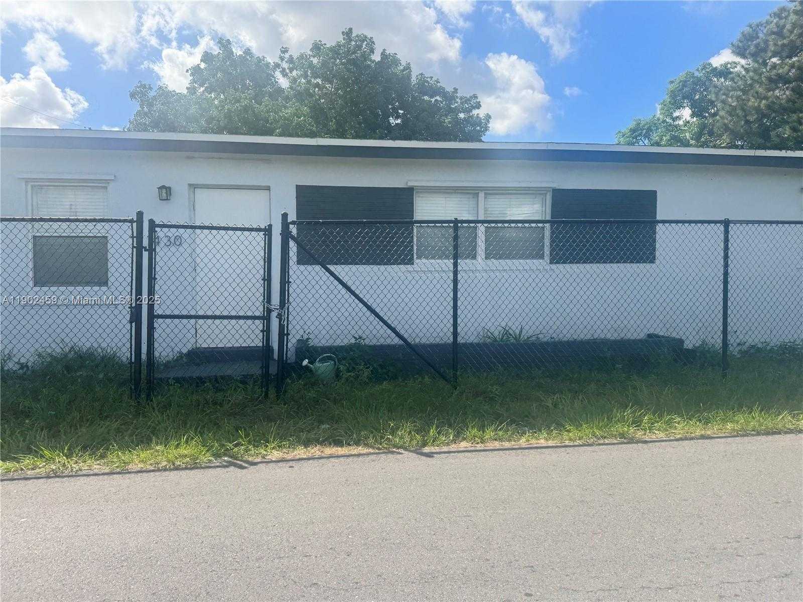 Small Image of 1430 NORTH WEST 7TH ST, Fort Lauderdale Number 3
