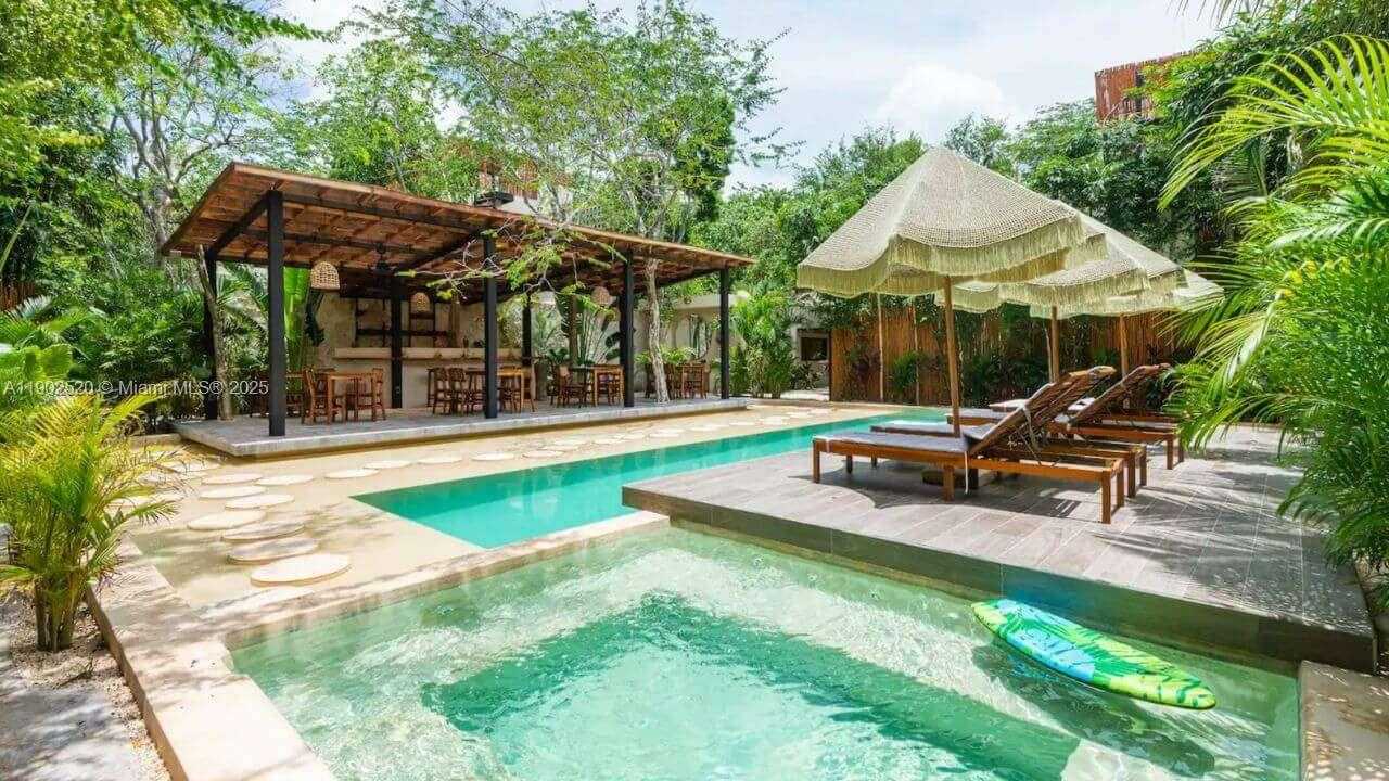 Small Image of 29 AV KUKULKAN, ZONA 15, TULUM, Out of City Number 23