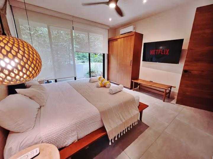 Small Image of 29 AV KUKULKAN, ZONA 15, TULUM, Out of City Number 5