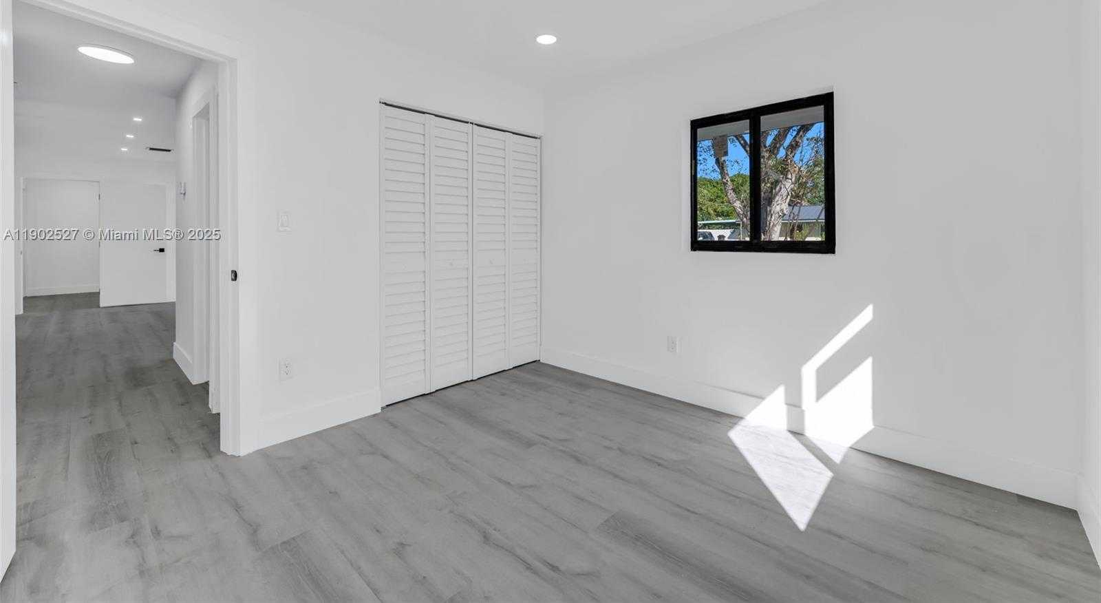 Small Image of 4520 NORTH WEST 198TH ST, Miami Gardens Number 16