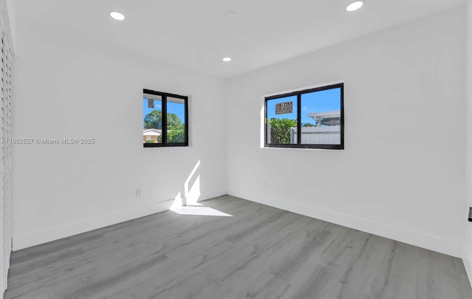 Small Image of 4520 NORTH WEST 198TH ST, Miami Gardens Number 20