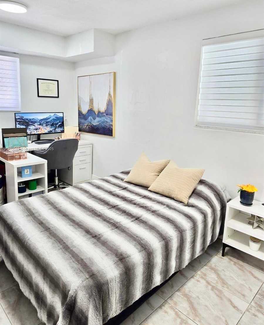 Small Image of 627 EAST 45TH ST, Hialeah Number 18