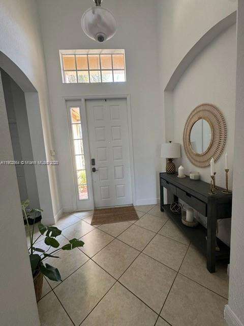 Small Image of 4337 LAUREL PL, Weston Number 4