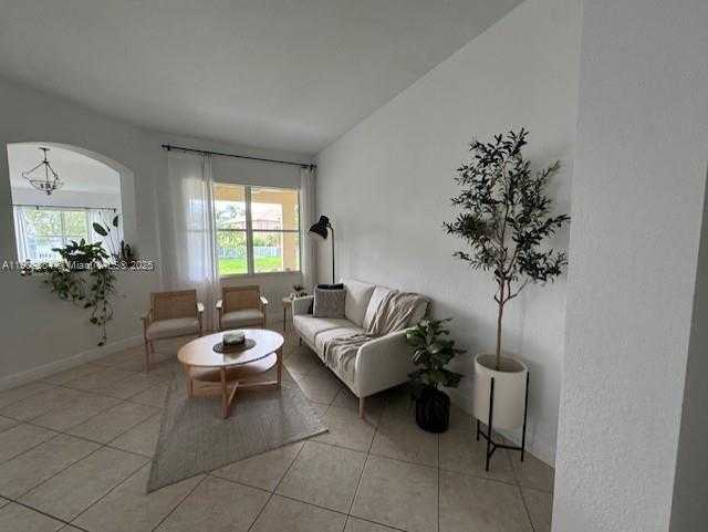 Small Image of 4337 LAUREL PL, Weston Number 5